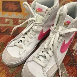 Nike Women's White and Pink High-Tops